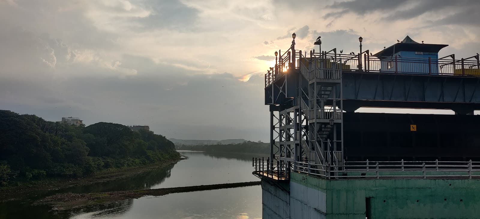 Bund Garden Pune - Image 1