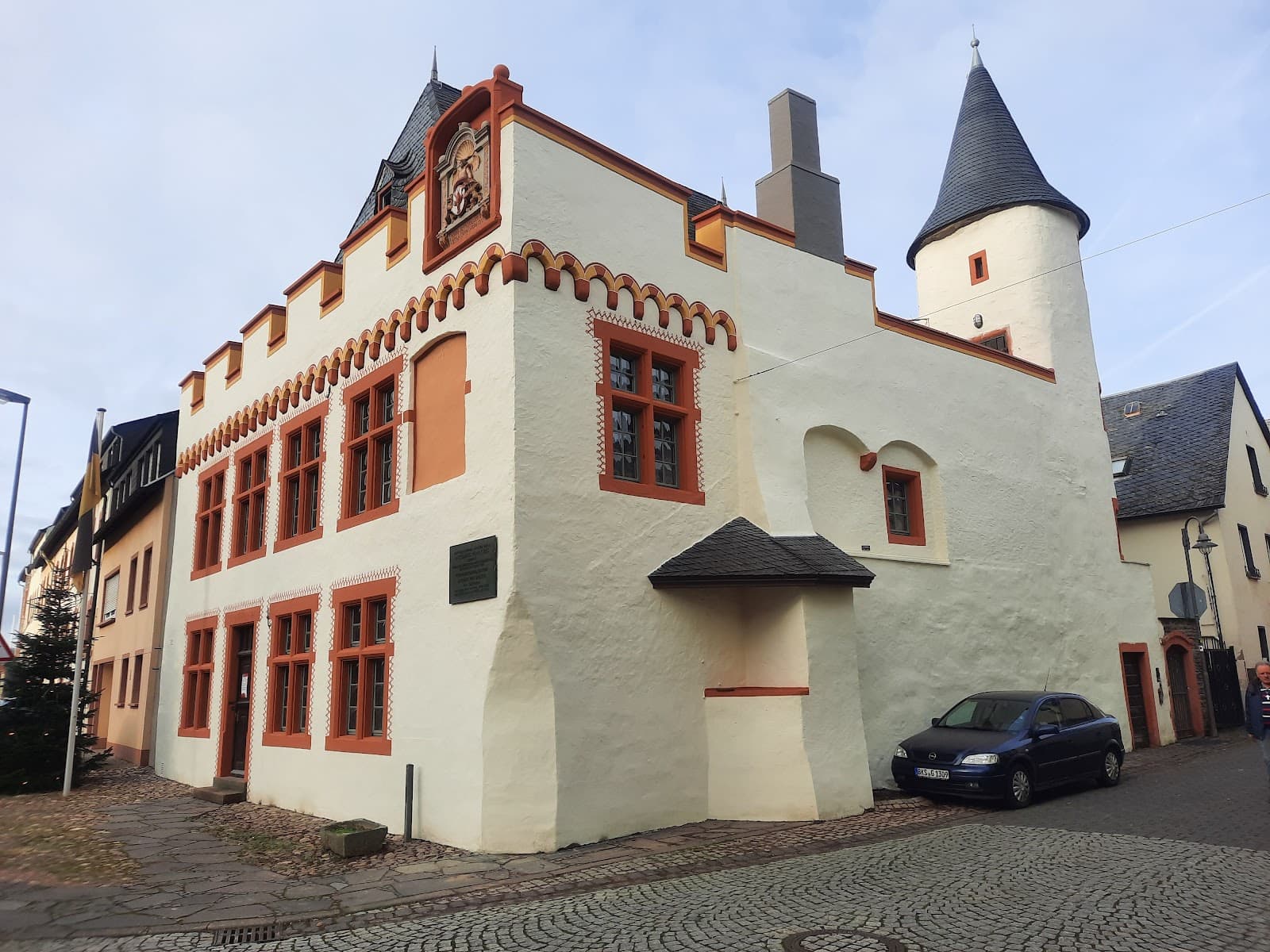 Cusanus Library (Bücherraum) - Image 1