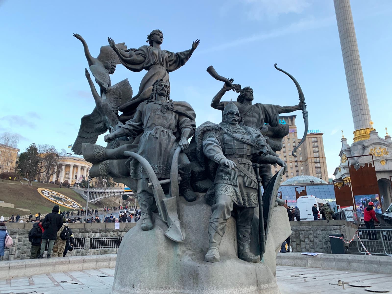 Monument to the Founders of Kyiv - Image 1
