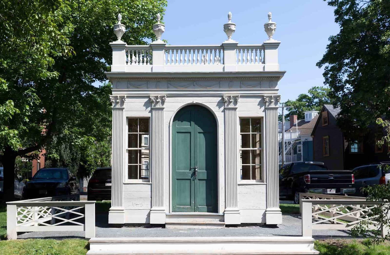 Derby Summer House - Image 1