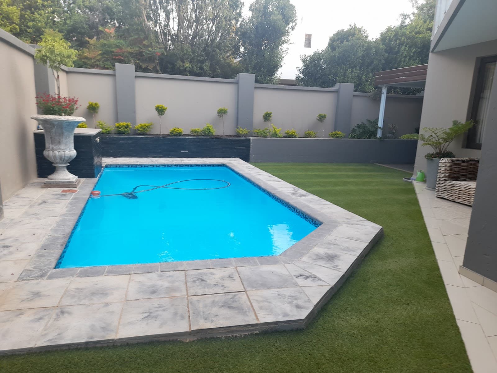 West Pools - Image 1