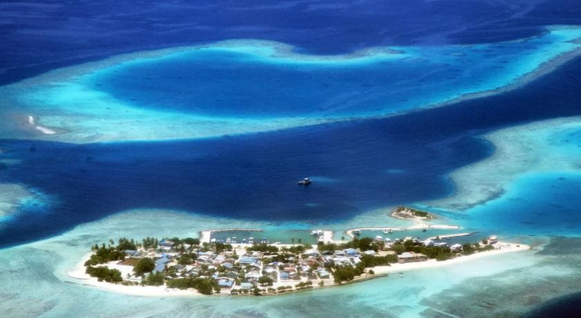 Gulhi Island - Image 1