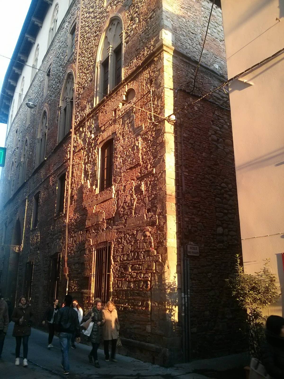 Oltrarno Artisan District