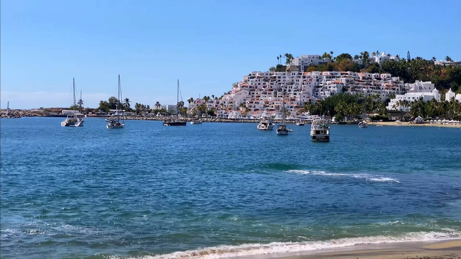 Club de Yates Las Hadas