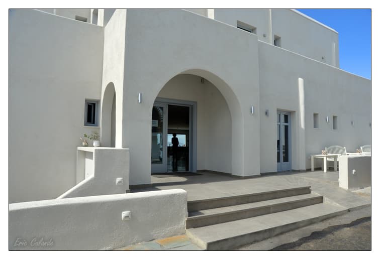 Grotta Quarter and Beach - Image 1