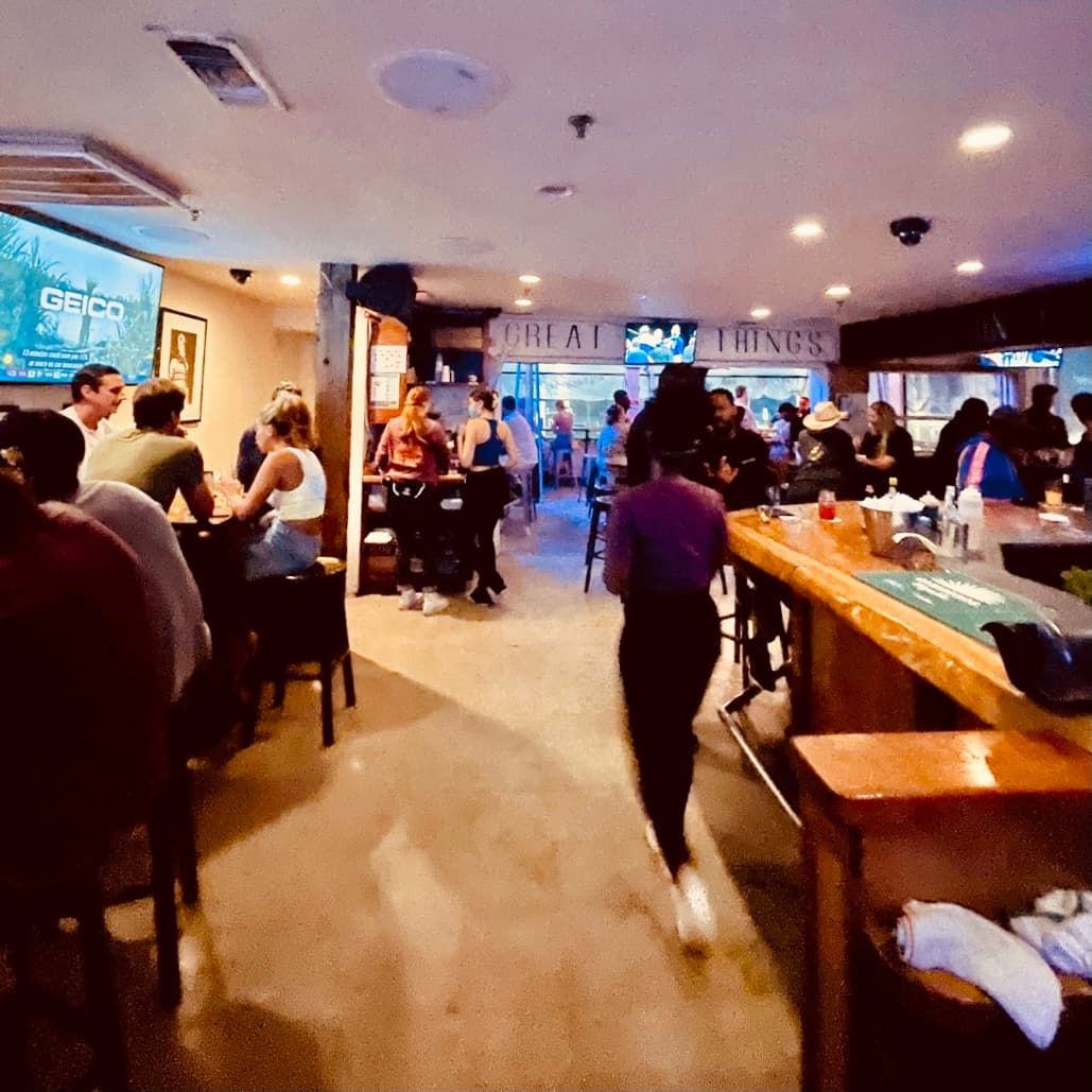 Venice Bar - Image 1