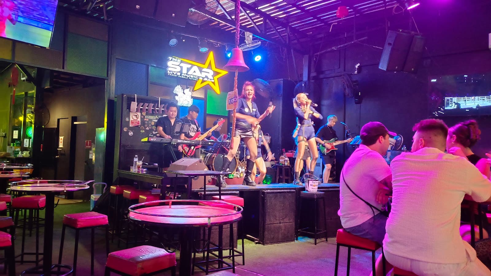 Starving Artist Karaoke - Image 1