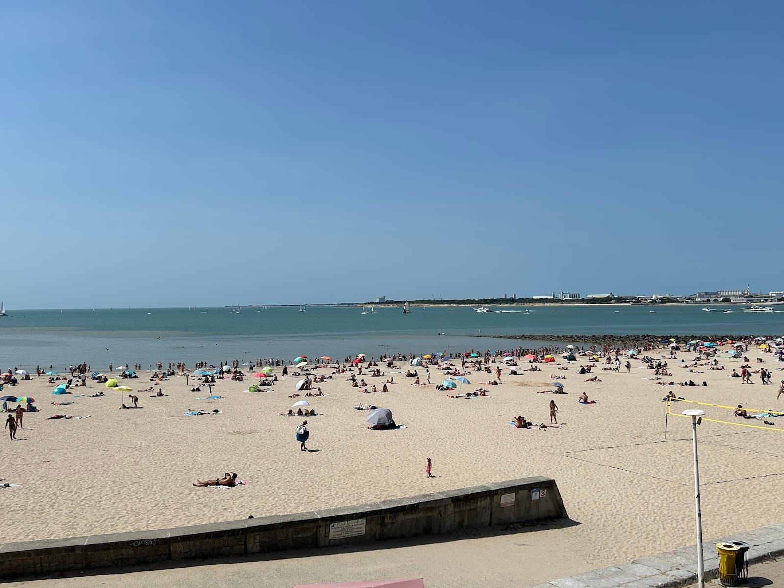 Plage des Minimes La Rochelle - Image 1
