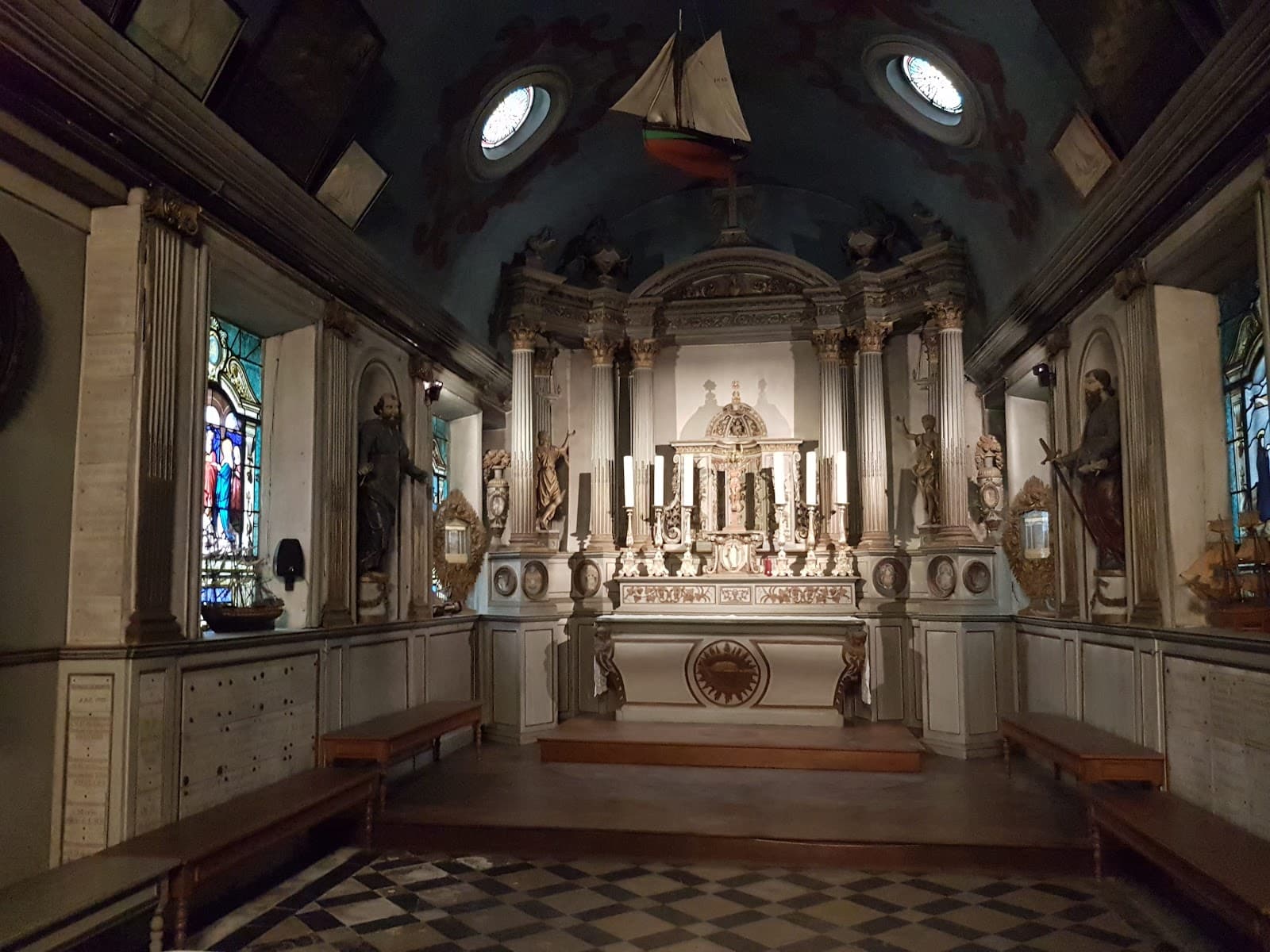 Notre-Dame-de-Grâce Chapel - Image 1