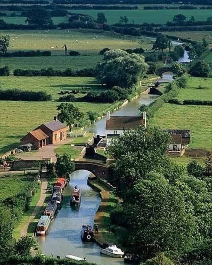 Napton-on-the-Hill - Image 1