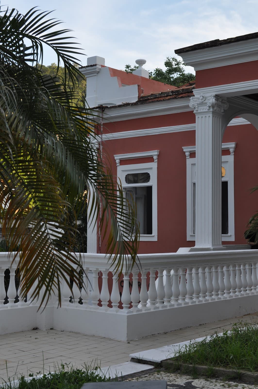 Centro Cultural Laurinda Santos Lobo - Image 1
