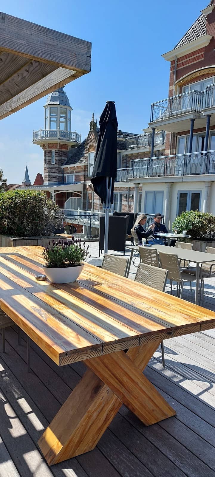 Exceptional Service Moments