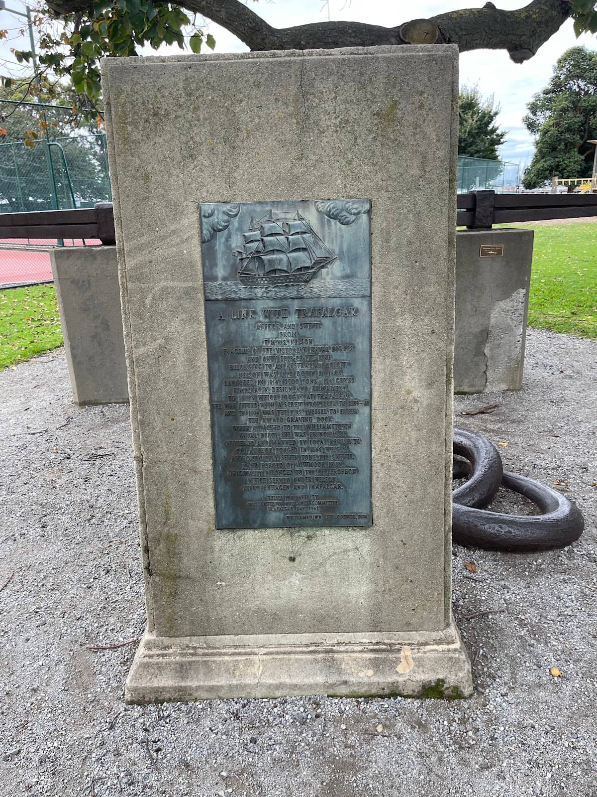 Commonwealth Reserve Gardens