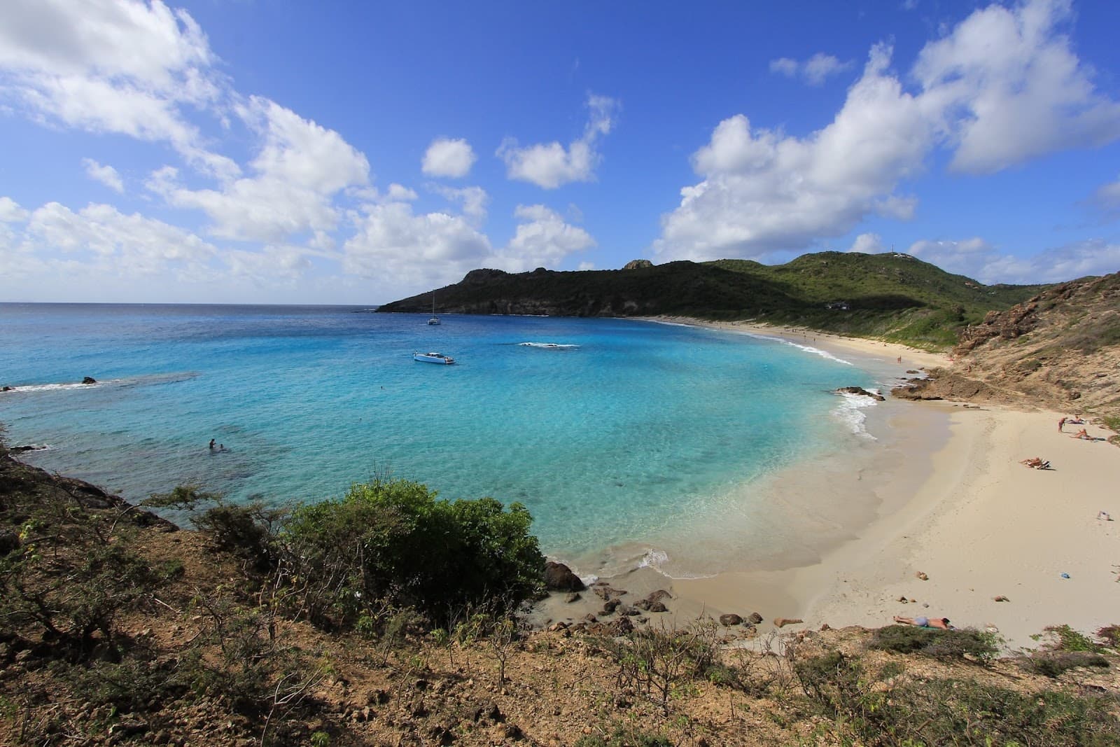 Saline Beach - Image 1
