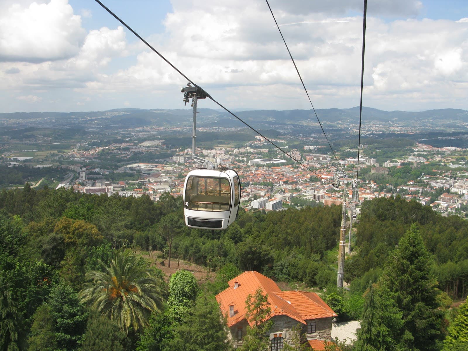 Teleférico Guimarães - Image 1