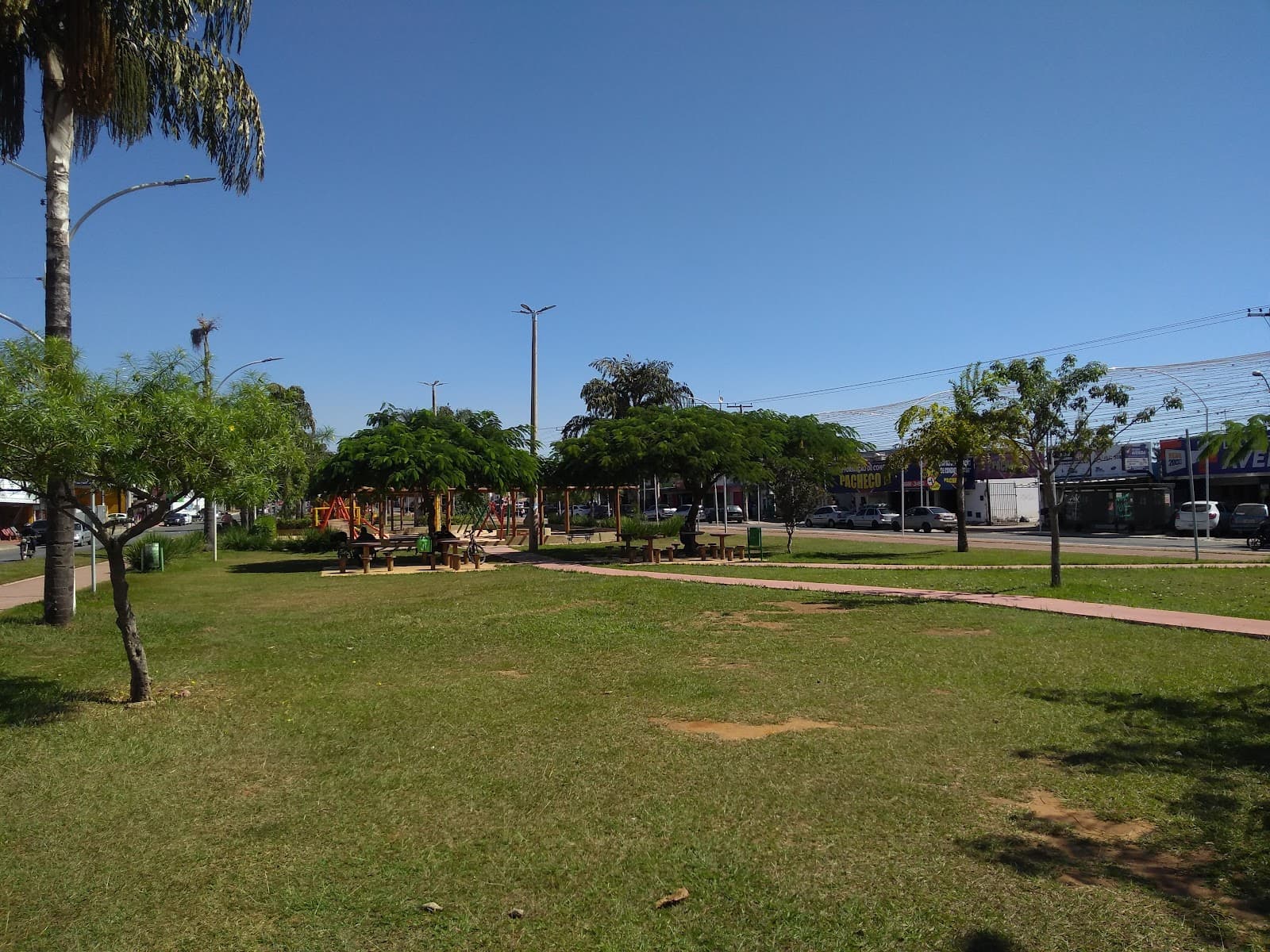 Parque da Família Aparecida de Goiânia - Image 1
