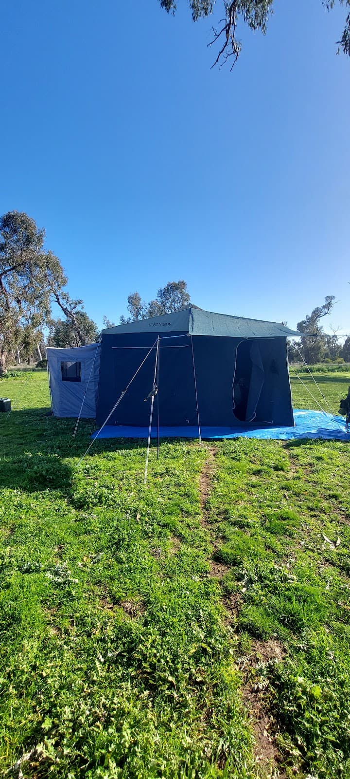 Kyffins Reserve - Image 1
