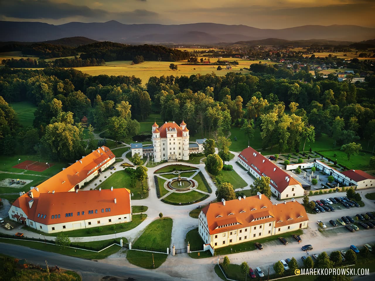 Wojanów Palace - Image 1