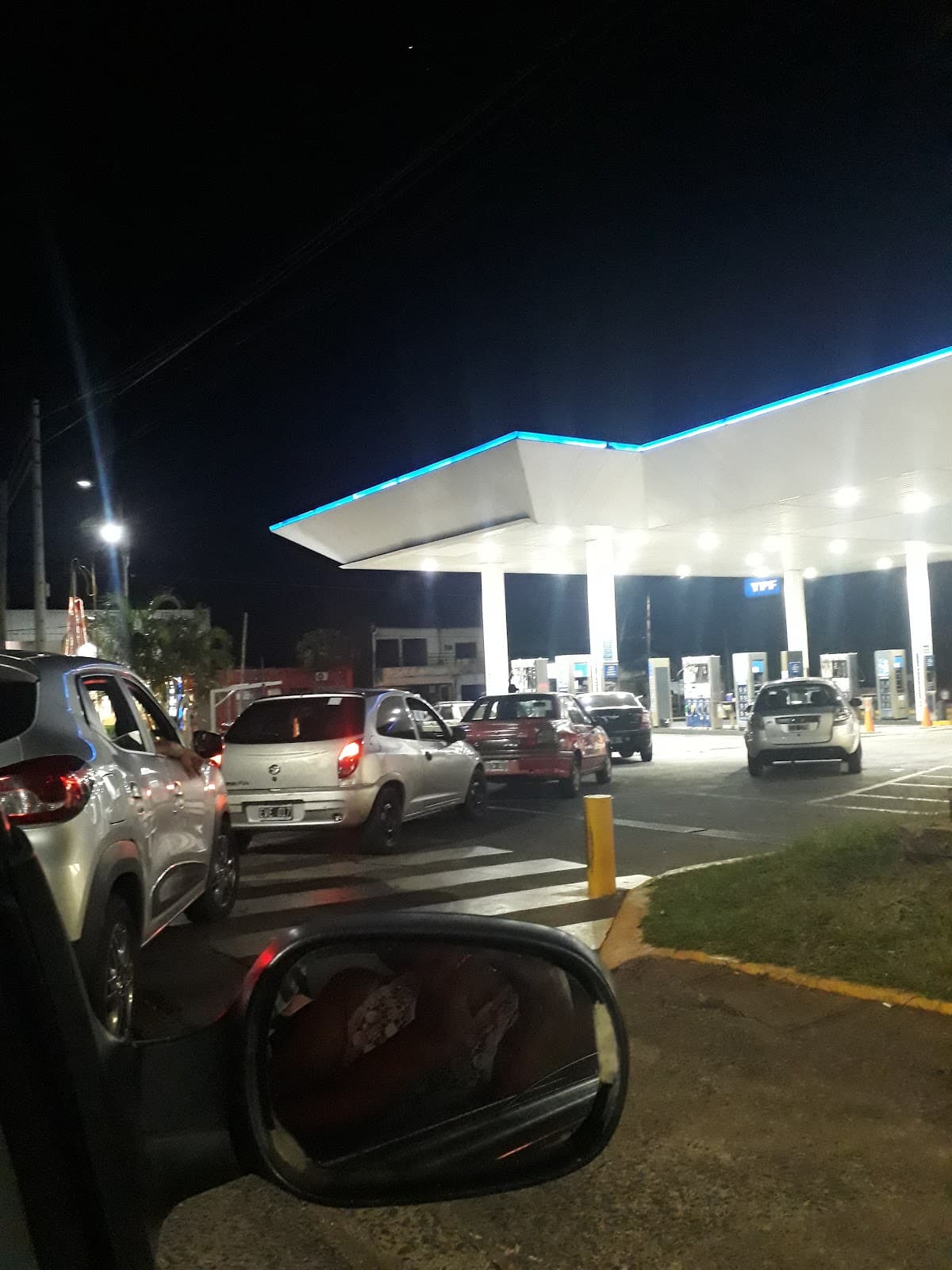 YPF Gas Station Posadas - Image 1