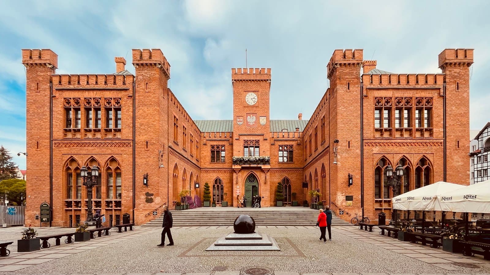 Plac Ratuszowy (Town Hall Square) - Image 1