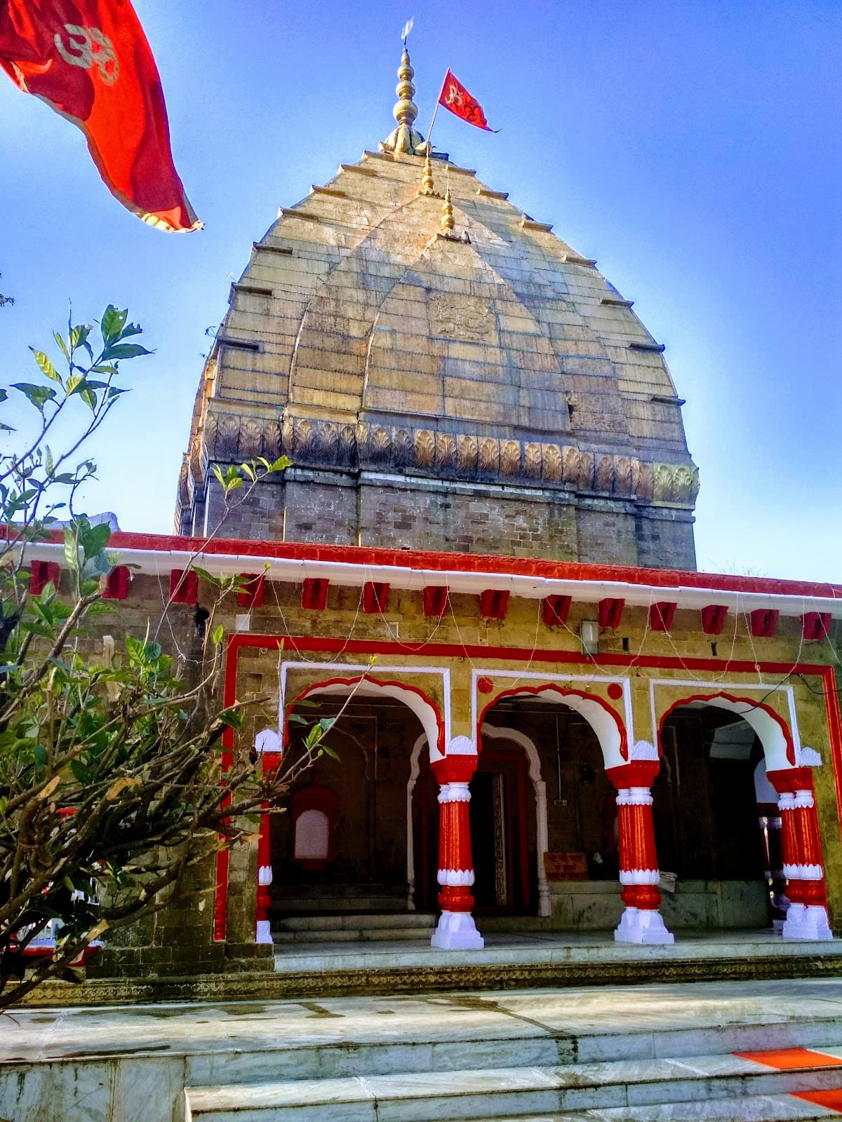 Uttarbehni Temple - Image 1