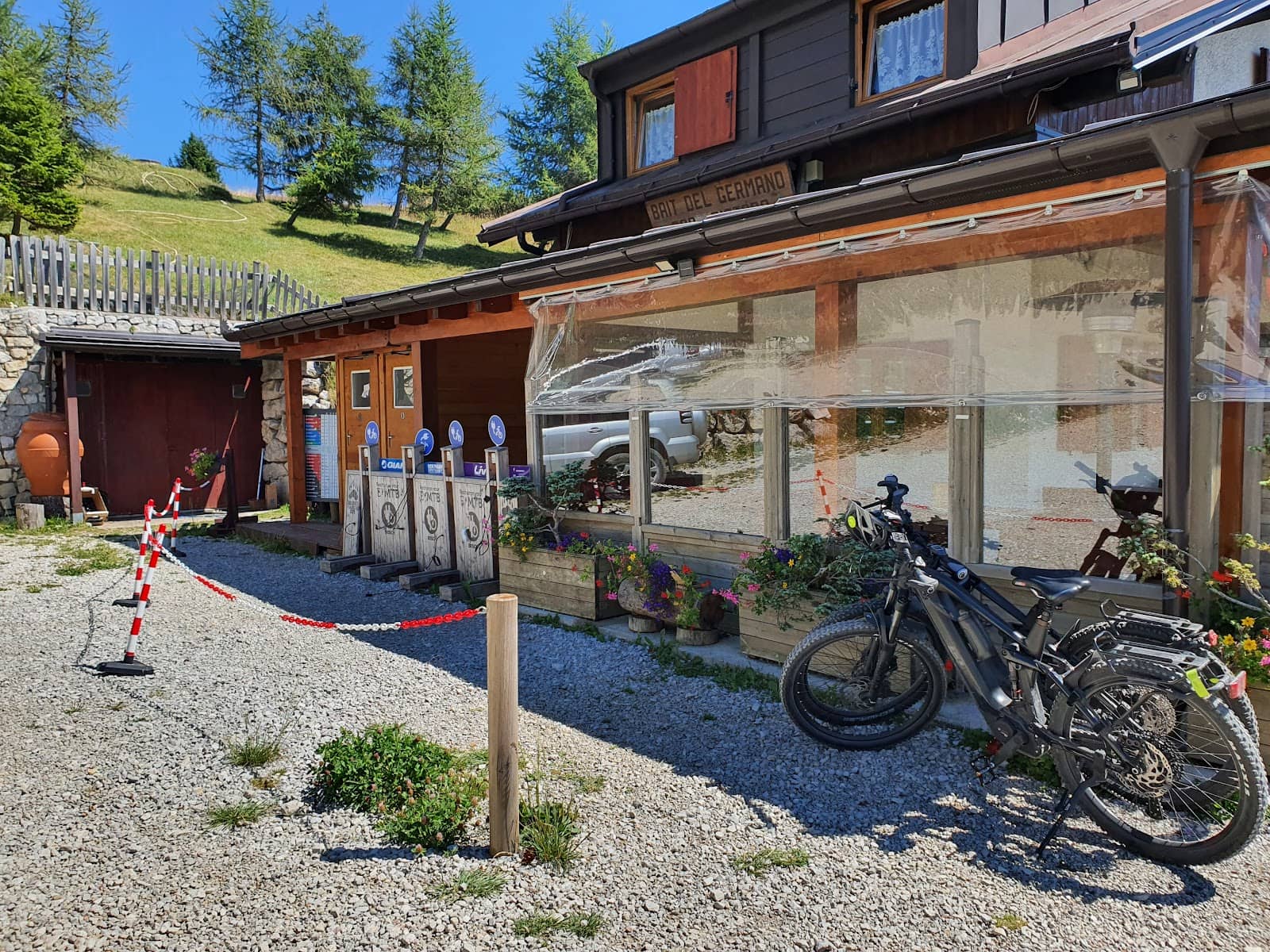 Autumn Foliage Treks