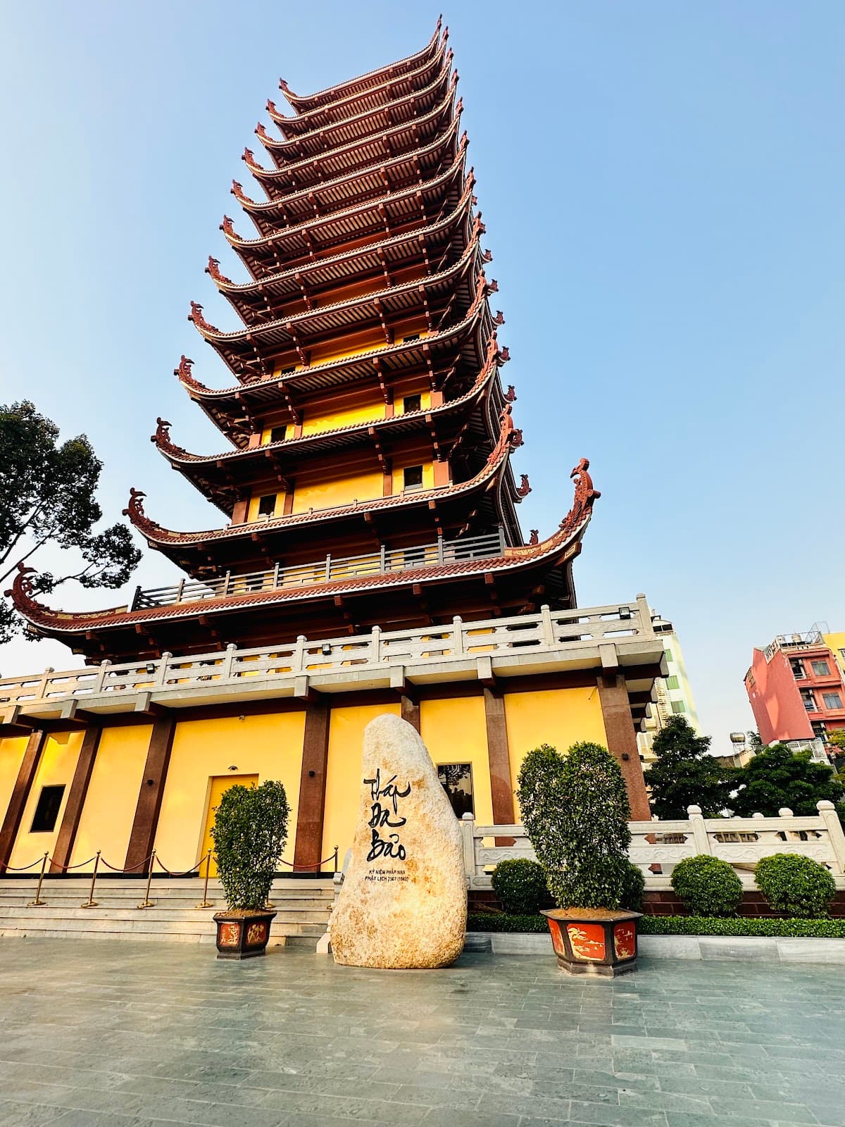 Quoc Tu Pagoda - Image 1