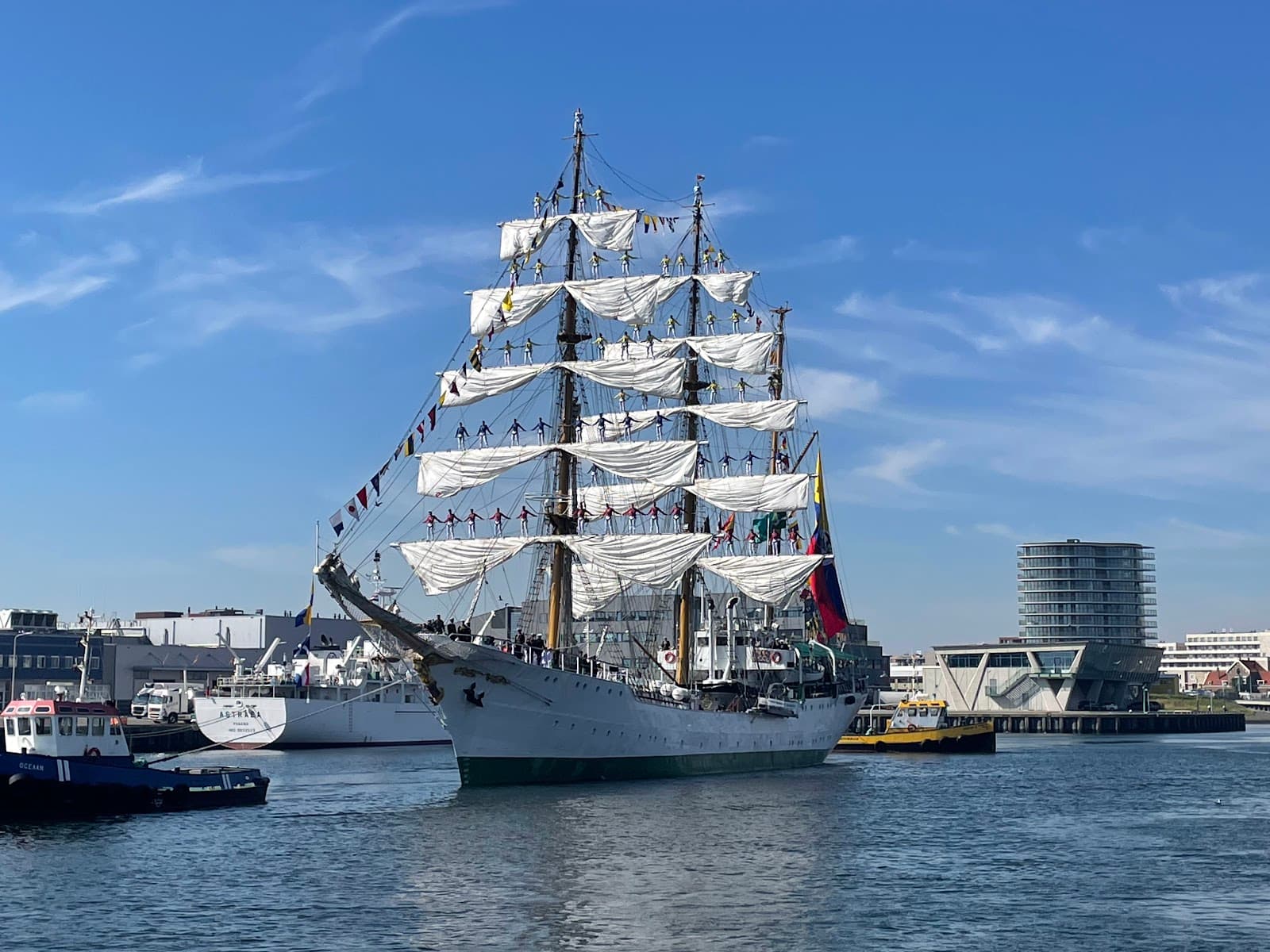 Scheveningen Fish Auction - Image 1