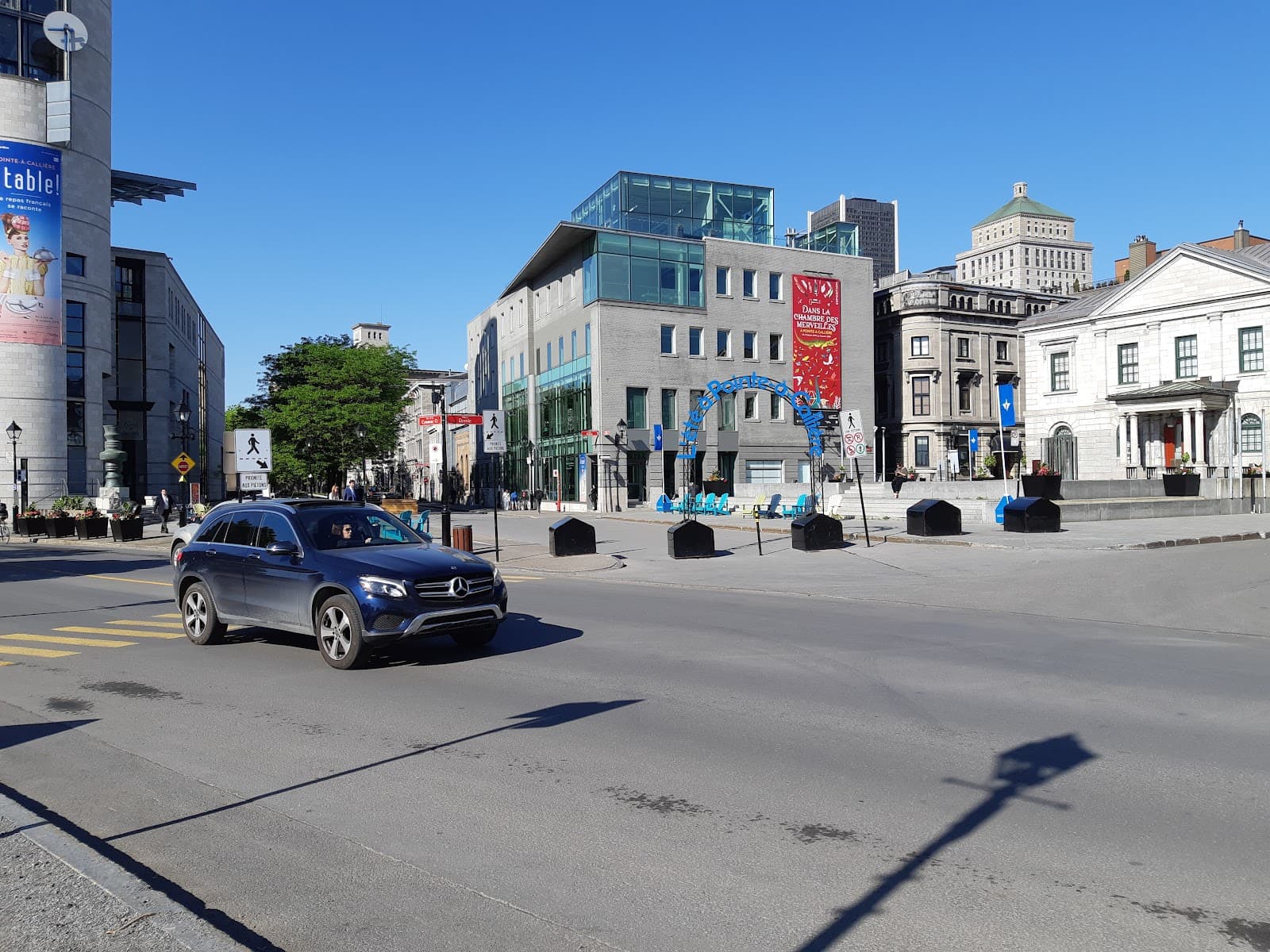 Rue de la Commune Montreal - Image 1