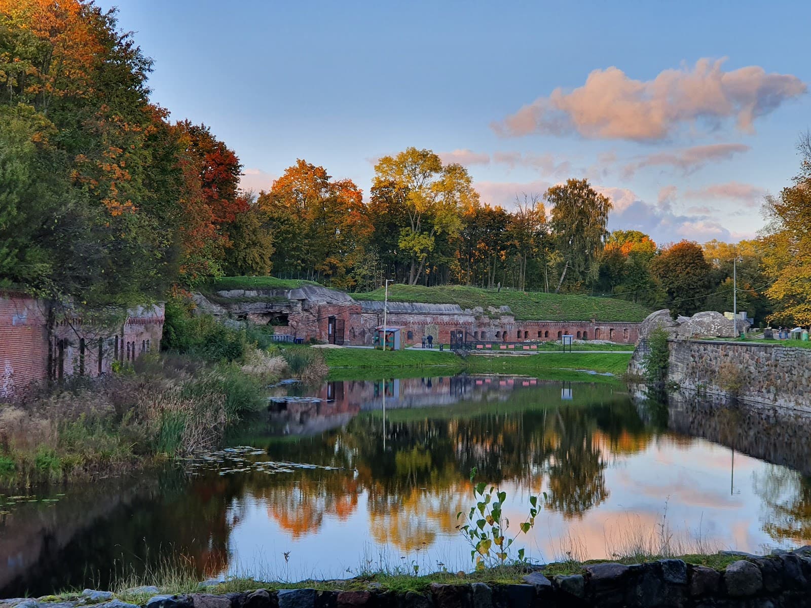 Fort No 5 - Image 1