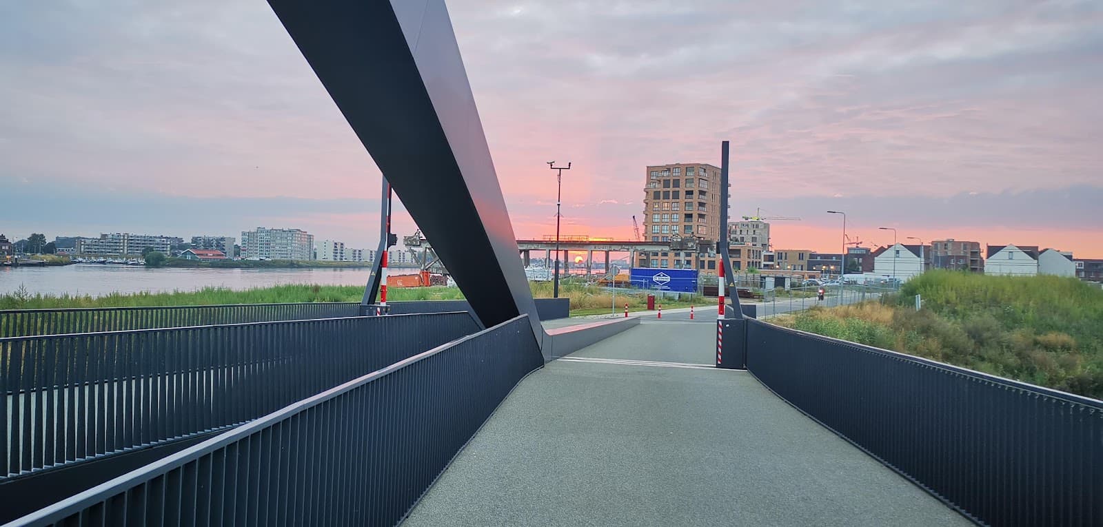 Stadswerven Waterfront - Image 1