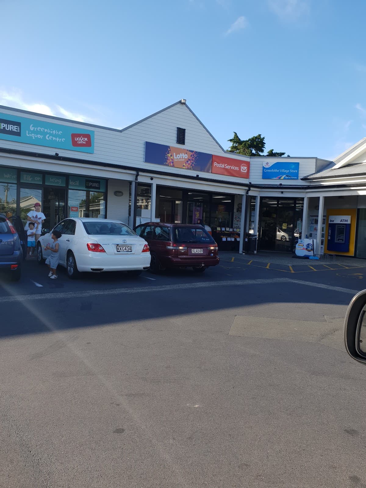 Greenhithe Village - Image 1