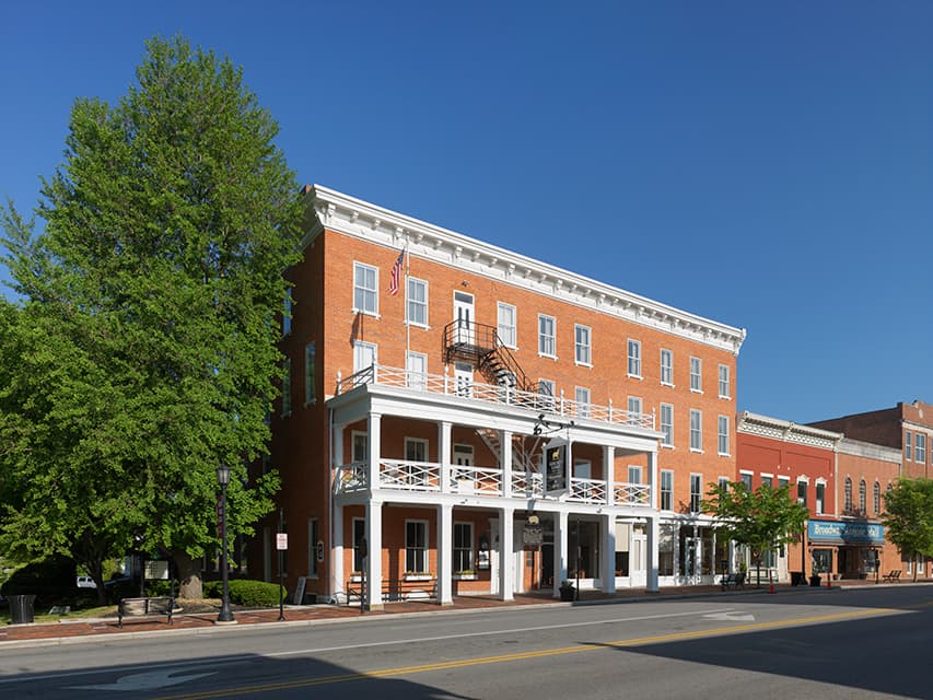 The Golden Lamb - Image 1