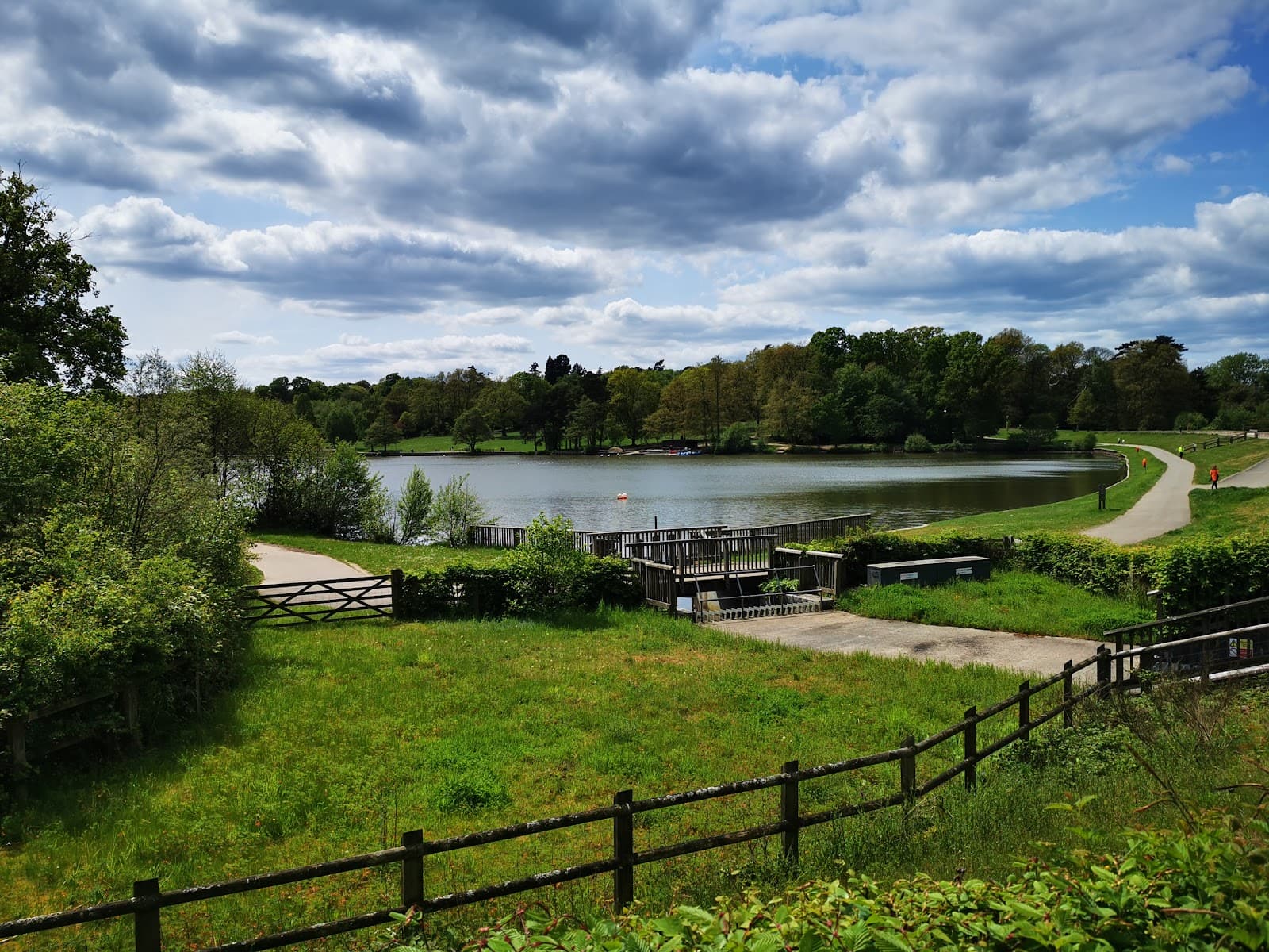 Tilgate Forest Golf Centre - Image 1