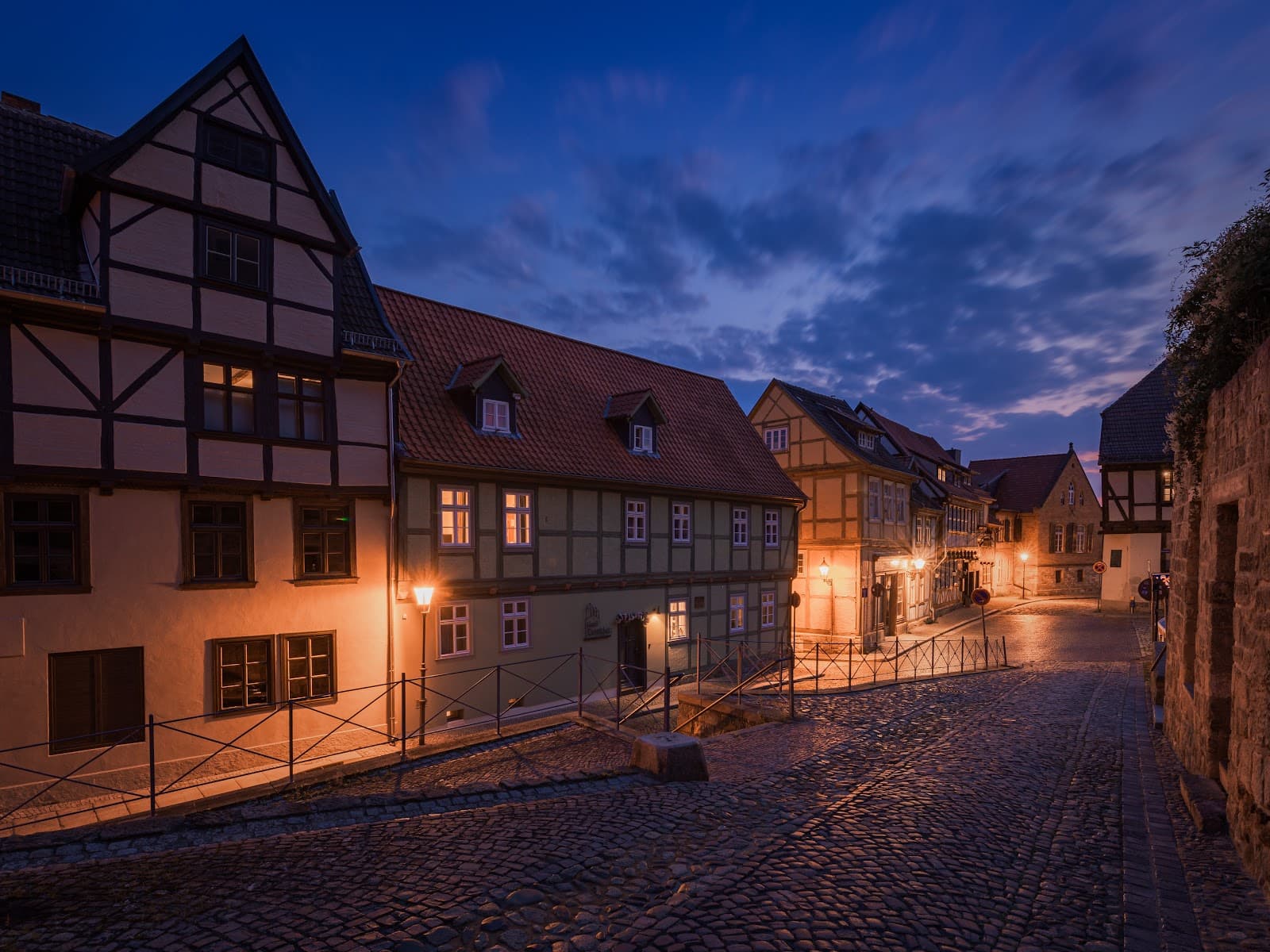 Quedlinburg Castle - Image 1