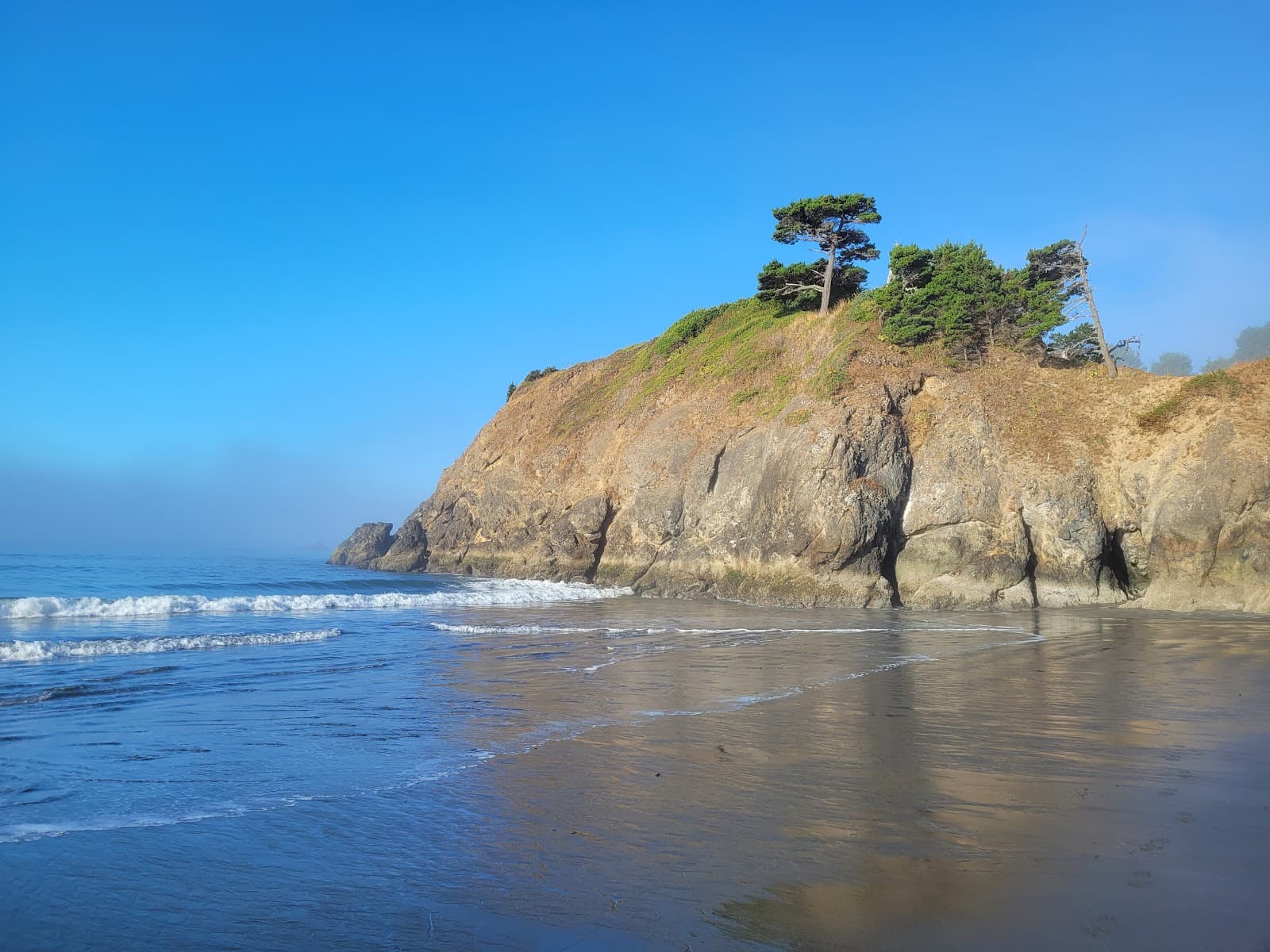 Battle Rock Wayside Park - Image 1
