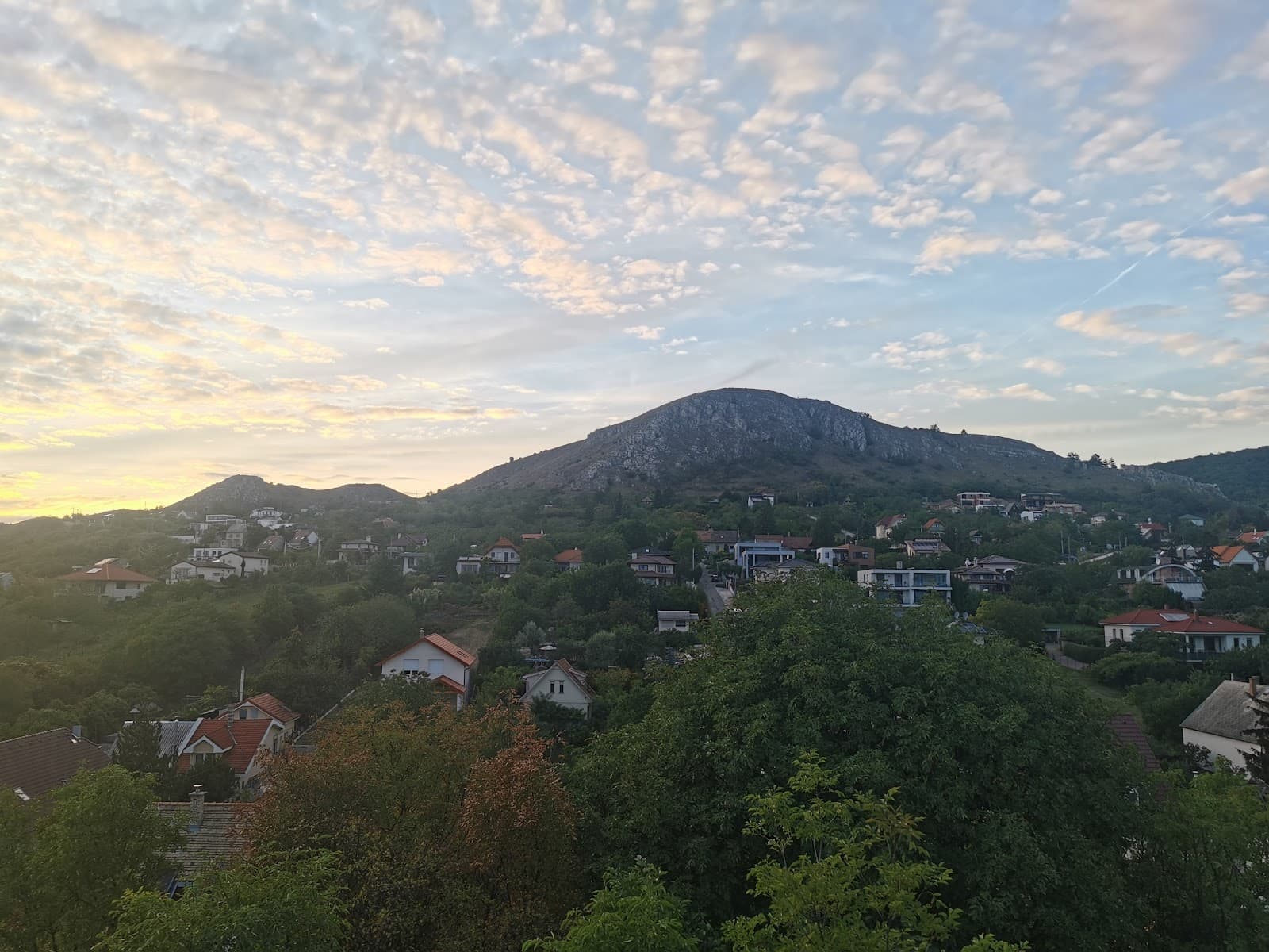 Calvary Hill Kálvária - Image 1
