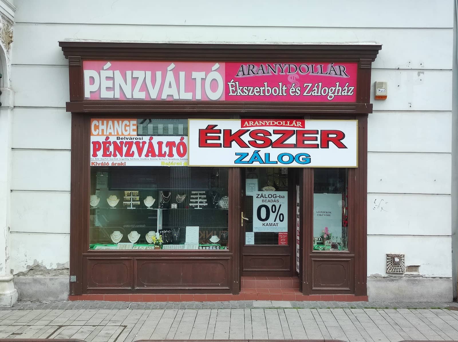 Gozsdu Udvar
