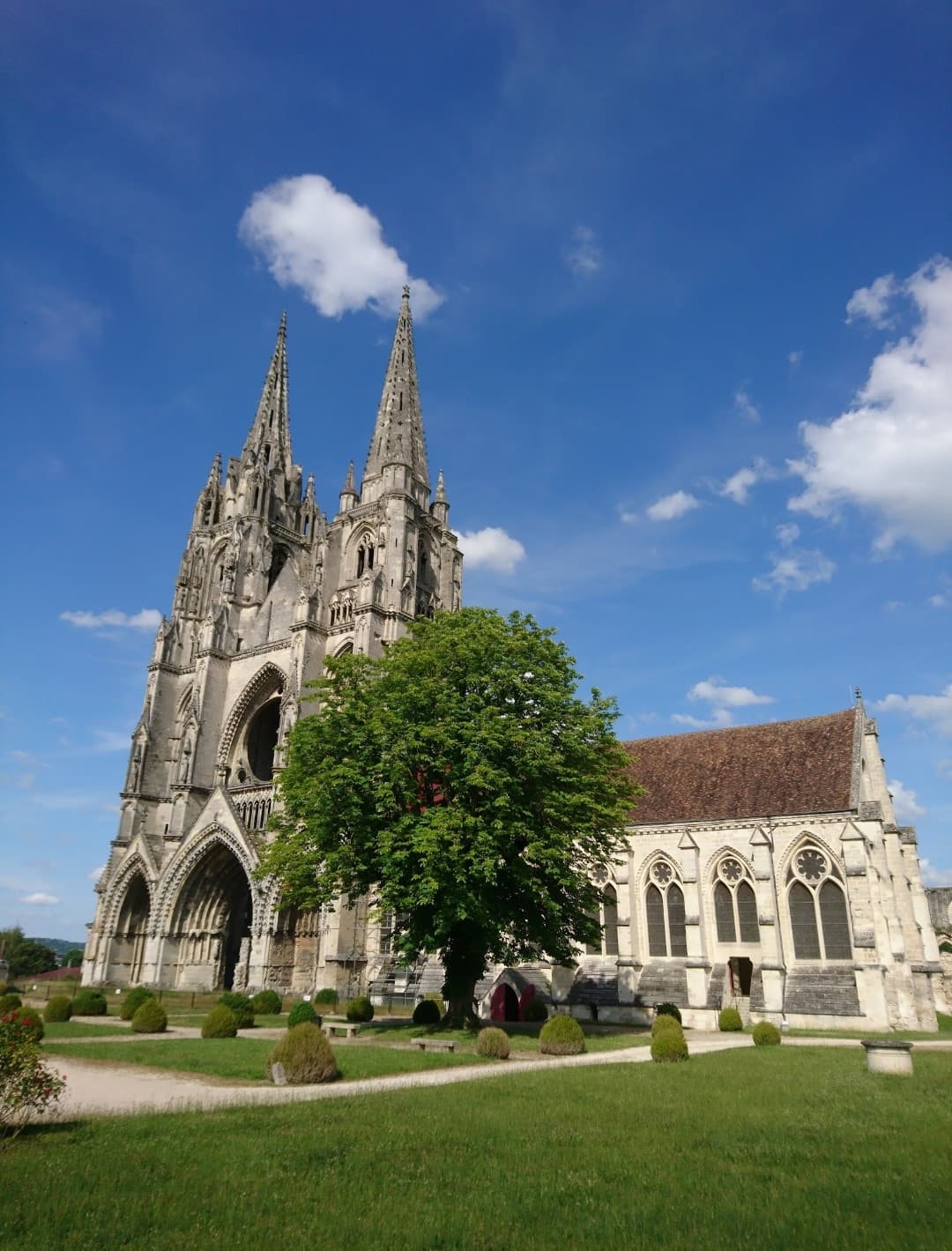 Saint-Jean-des-Vignes Abbey (Soissons) - Image 1