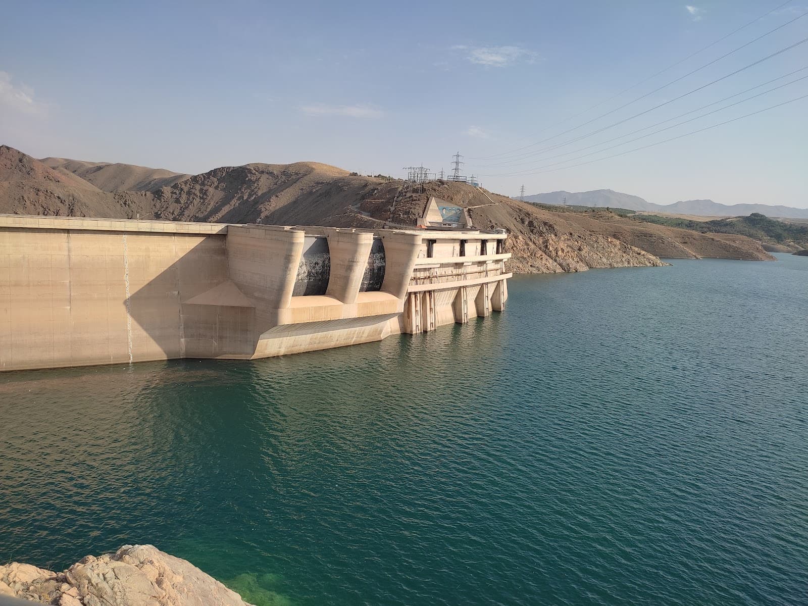 Chadegan Lake Zayandeh Dam - Image 1