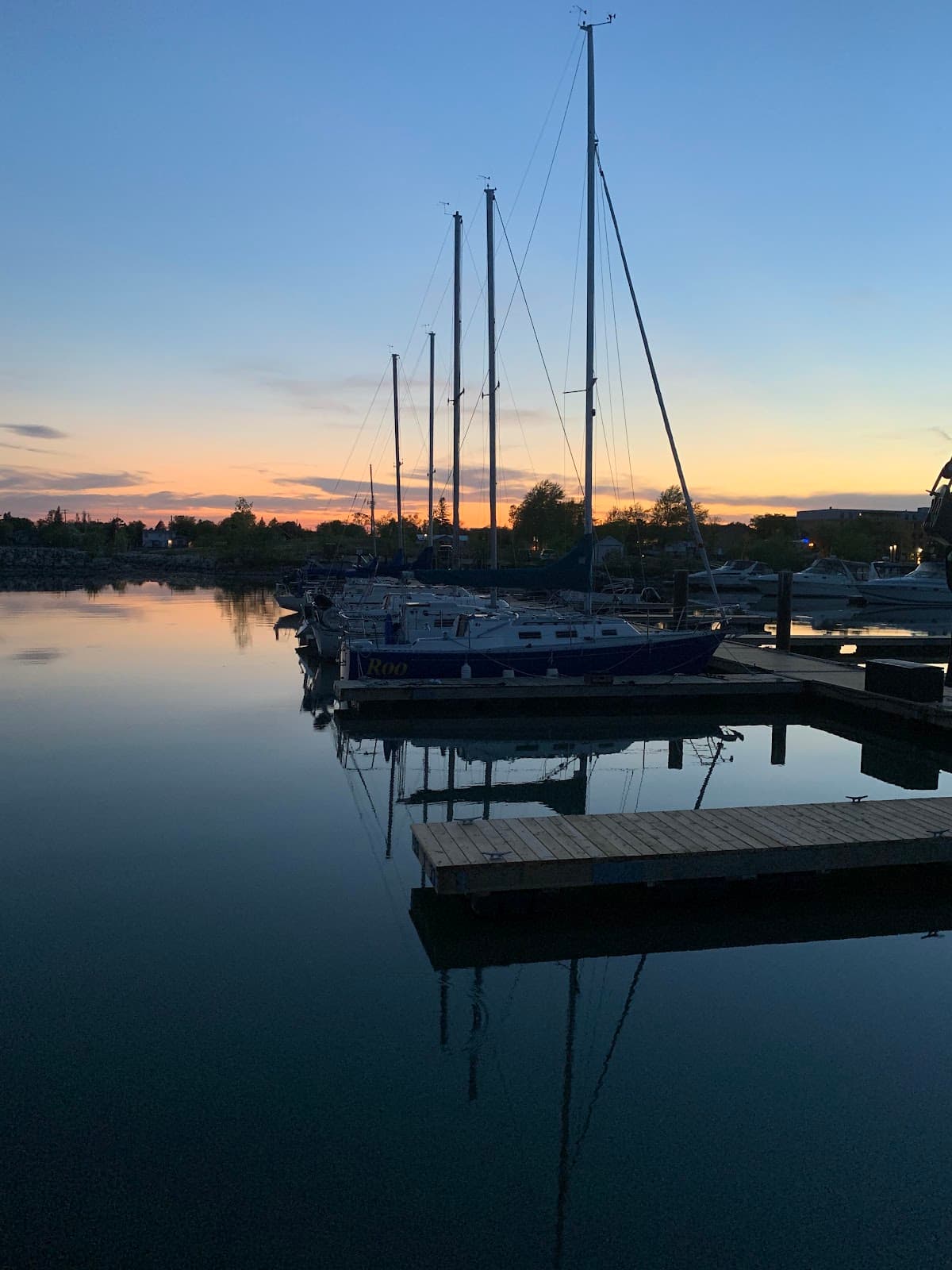 Gimli Yacht Club - Image 1