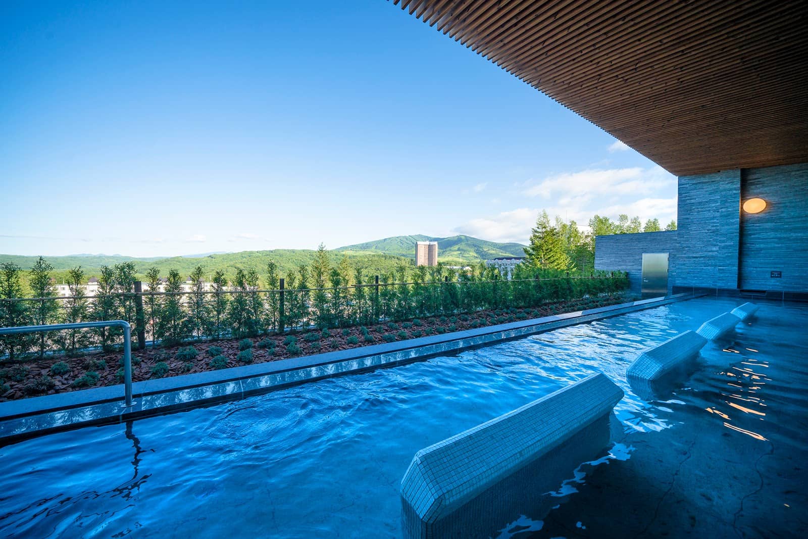 Post-Soak Relaxation Amenities
