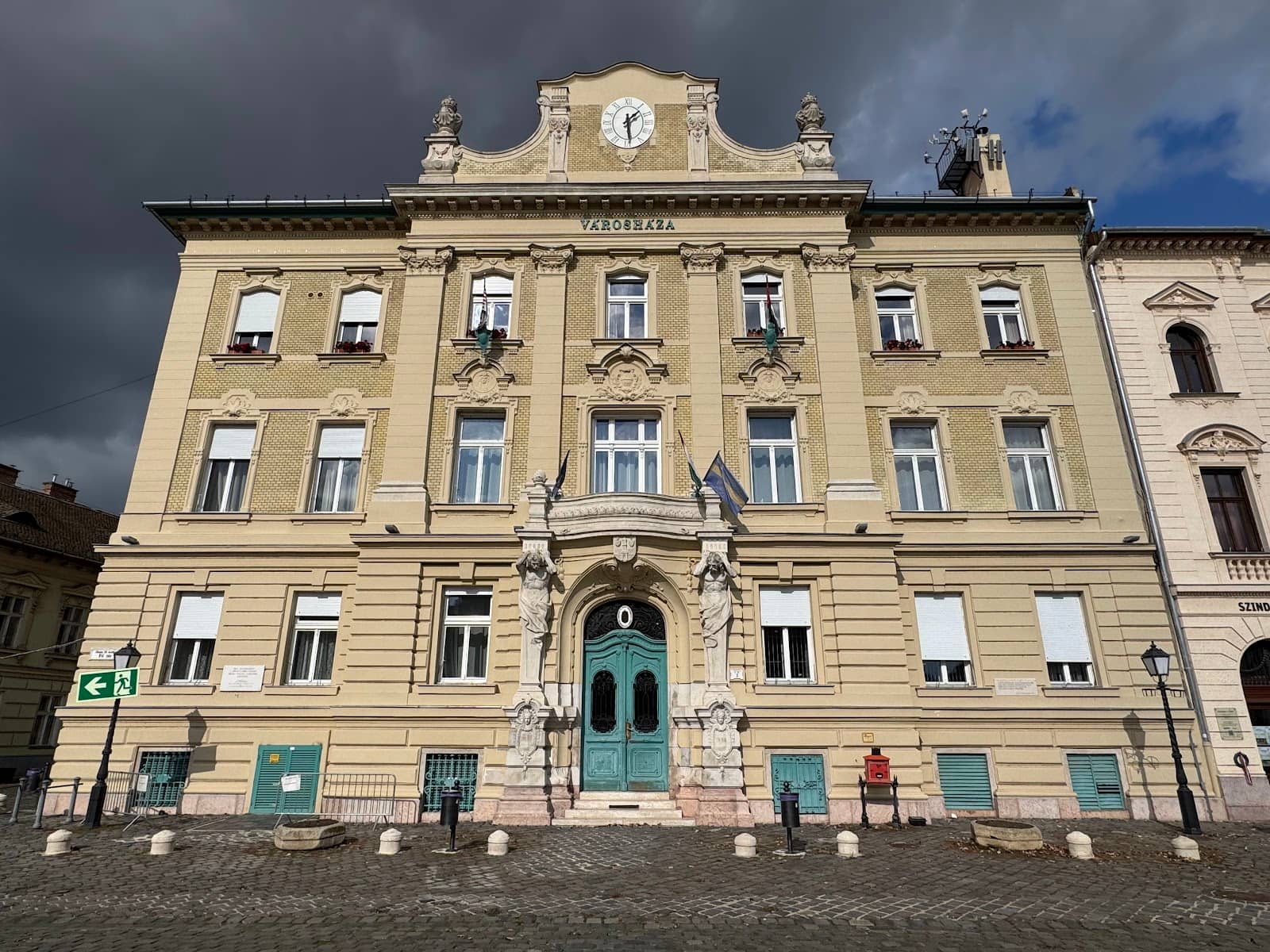 Vertical photo