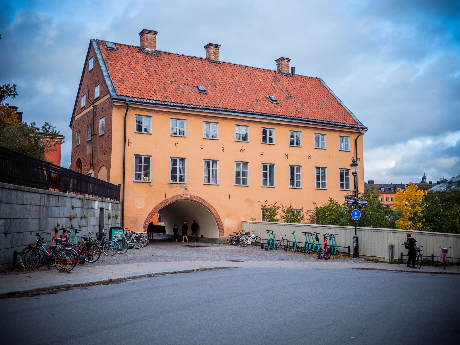 Skytteanum and Garden - Image 1