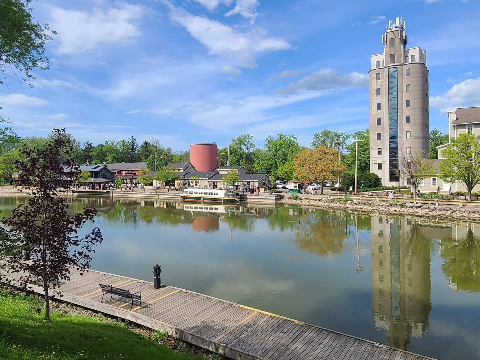 Schoen Place Proximity