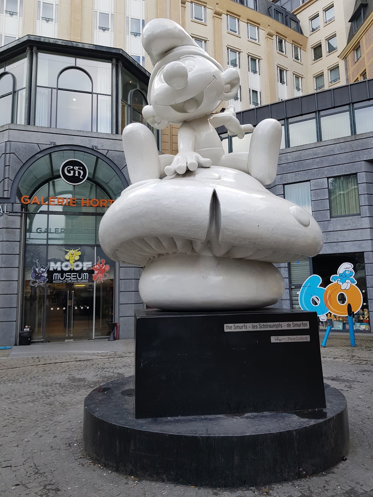 Horta Gallery (Central Station) - Image 1