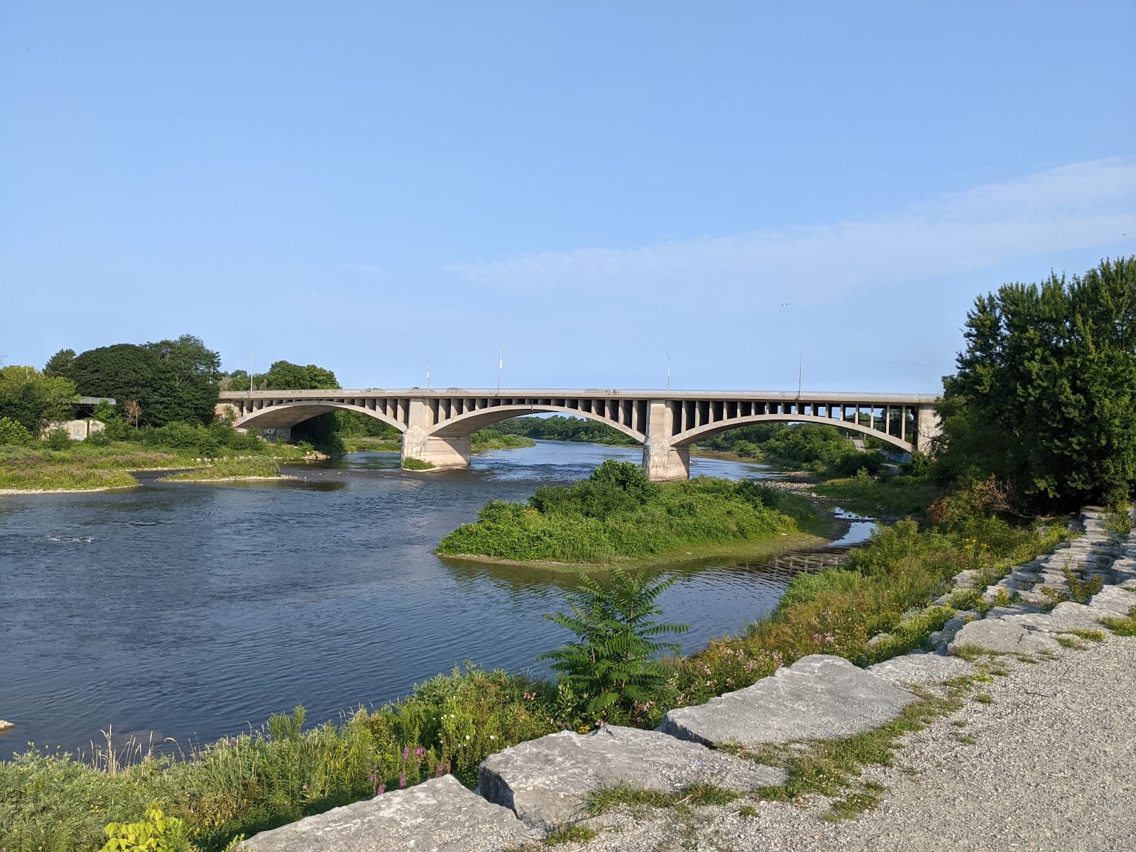 Brantβs Crossing Bridge - Image 1