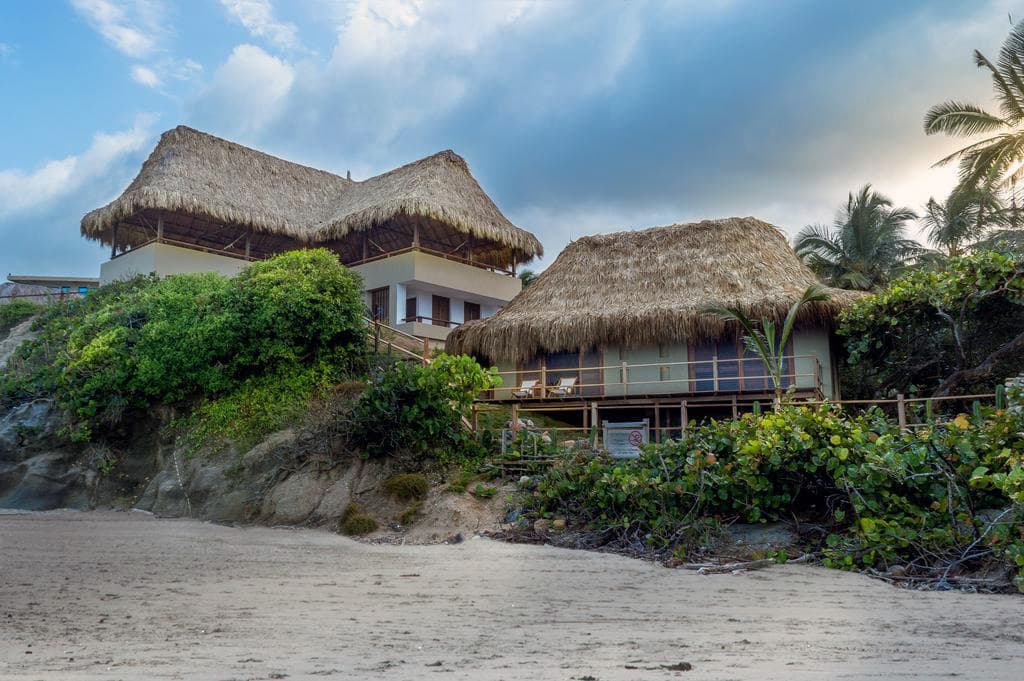 Naranjos Beach - Image 1