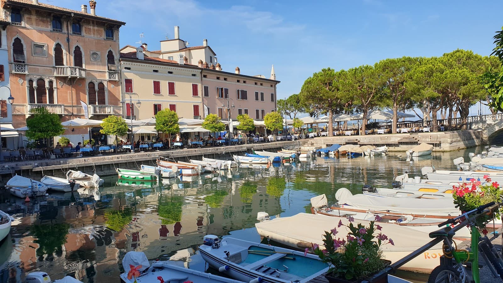 Desenzano del Garda Old Port - Image 1