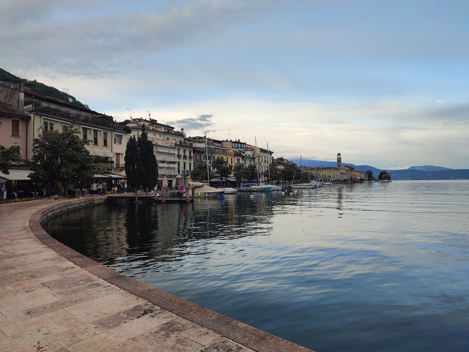 Salò Lakeside Promenade - Image 1